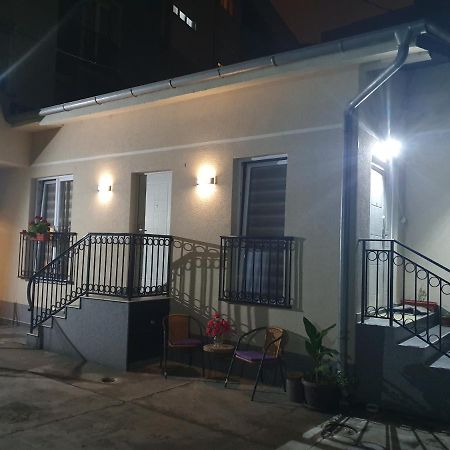 Pejovic Apartmani Ni Exterior foto