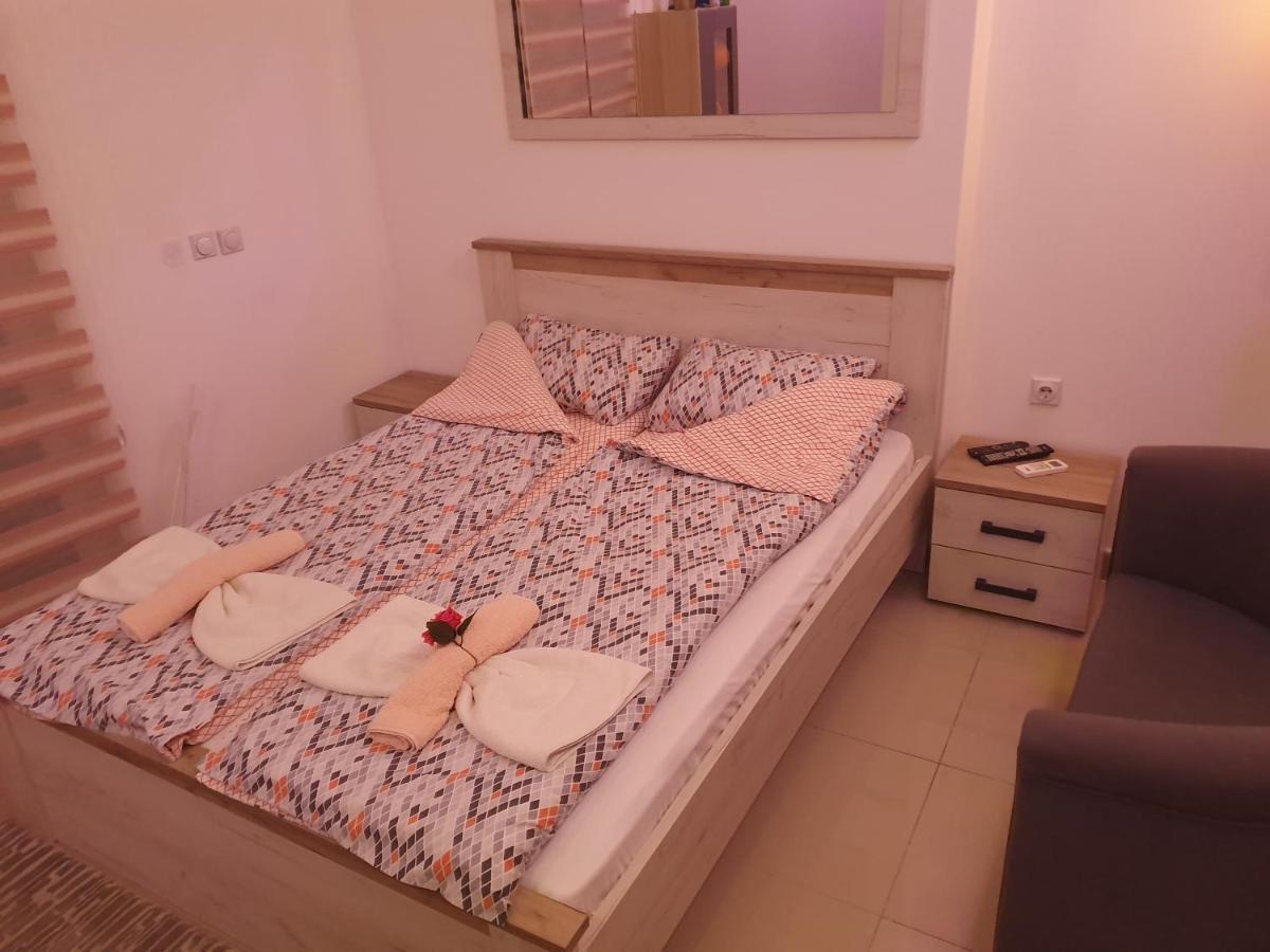 Pejovic Apartmani Ni Exterior foto